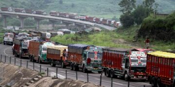 Traffic To Remain Suspended On Jammu-Srinagar Highway On July 31 For Restoration Work