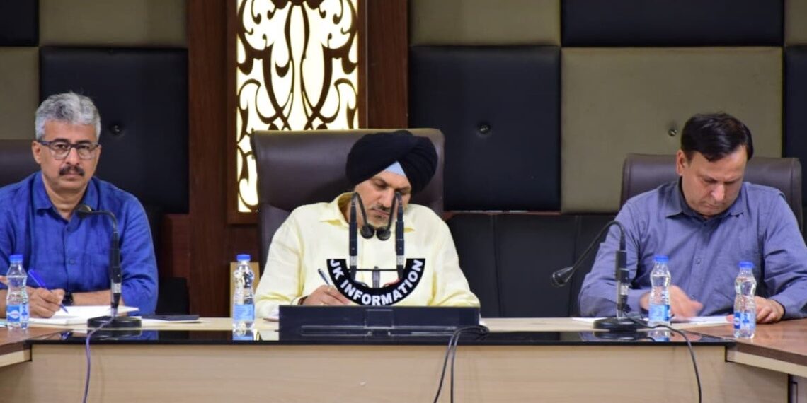 Vikramjit Singh assesses impact of West Asia Crisis with industrial associations