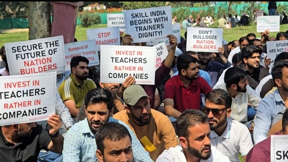 Vocational Trainers Continue Peaceful Protest, Seek Regular Job Policy