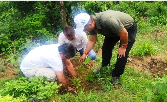 Wildlife Warden visits Thein Conservation Reserve Kathua
