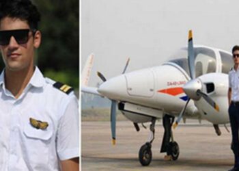 2 young Kashmiris bring laurels as Air India picks them as pilots